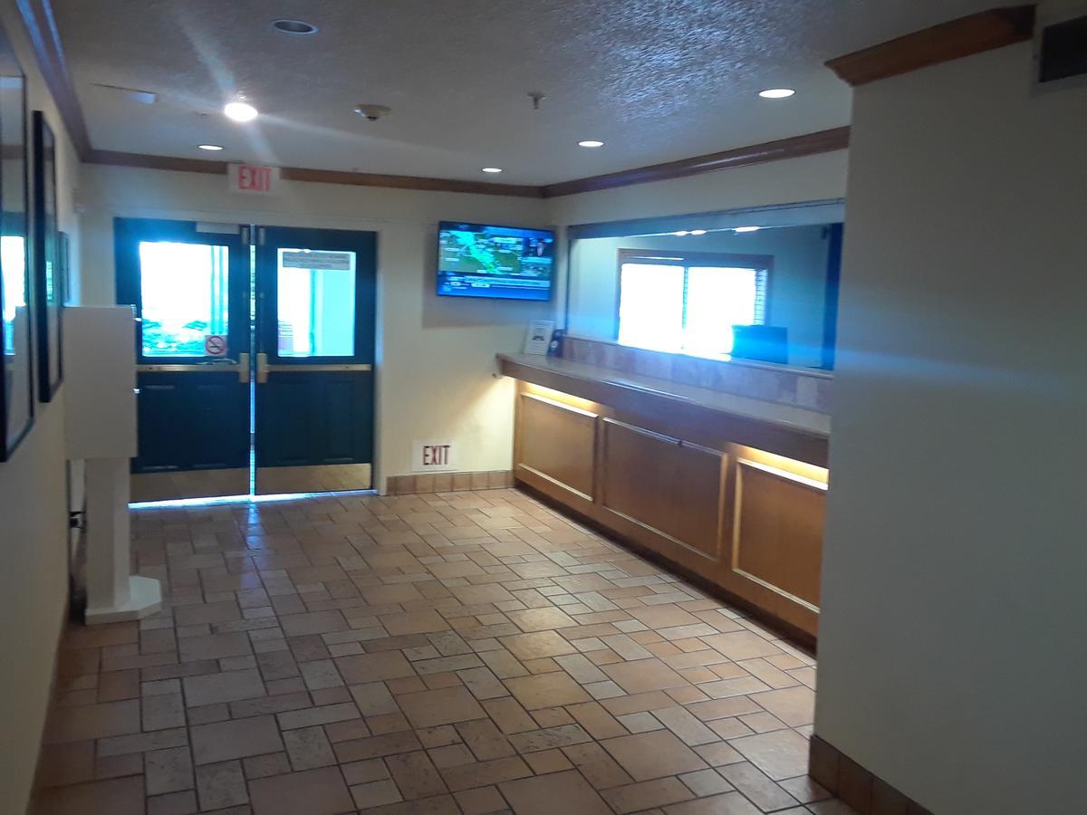Intown Suites Houston Intercontinental 外观 照片